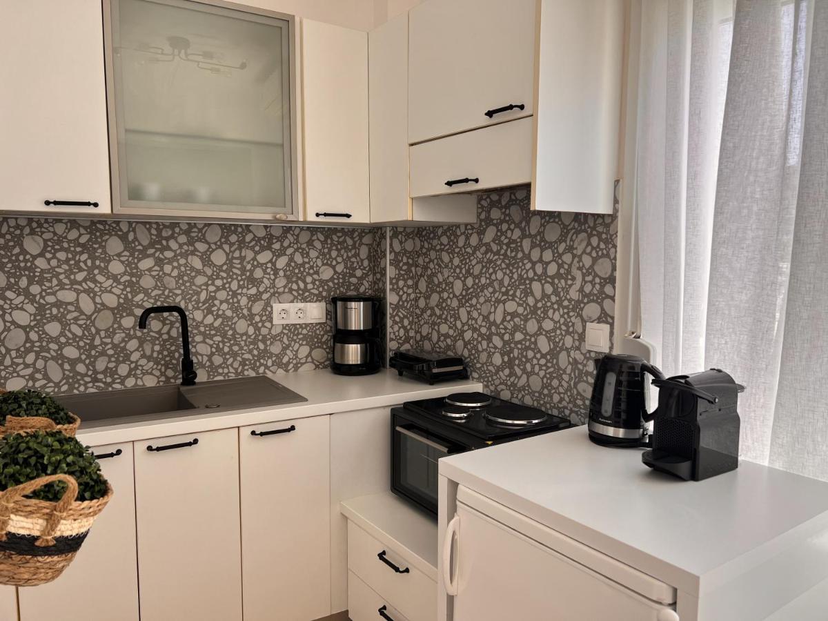 Urban Apartment *